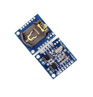 El DS1307 AT24C32 Tiny RTC Module es un módulo compacto con reloj en tiempo real y memoria EEPROM, ideal para proyectos electrónicos que requieren seguimiento del tiempo y almacenamiento de datos.