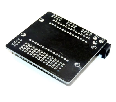 El Shield NodeMCU es una placa de expansión diseñada para facilitar la conexión de sensores y módulos a tu microcontrolador NodeMCU, ideal para proyectos IoT y control remoto.