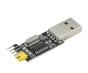 CH340G - Convertidor USB a TTL para programación y comunicación con microcontroladores.